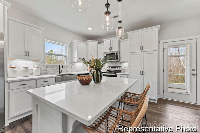 132 Pembroke Way 21, Albemarle, NC 28001