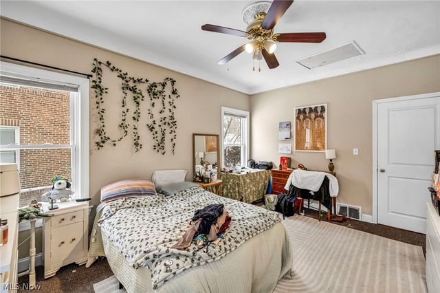 2420 Overlook Road, Cleveland Heights, OH 44106