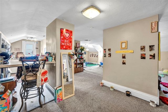 2420 Overlook Road, Cleveland Heights, OH 44106