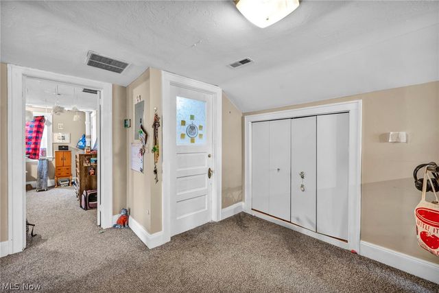 2420 Overlook Road, Cleveland Heights, OH 44106