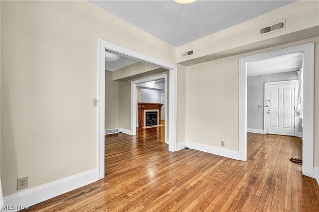 2420 Overlook Road, Cleveland Heights, OH 44106