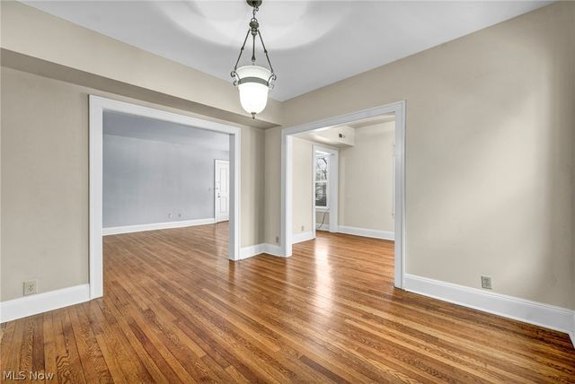 2420 Overlook Road, Cleveland Heights, OH 44106