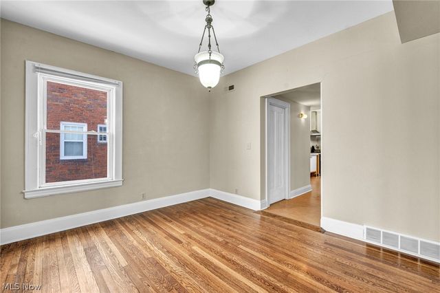 2420 Overlook Road, Cleveland Heights, OH 44106