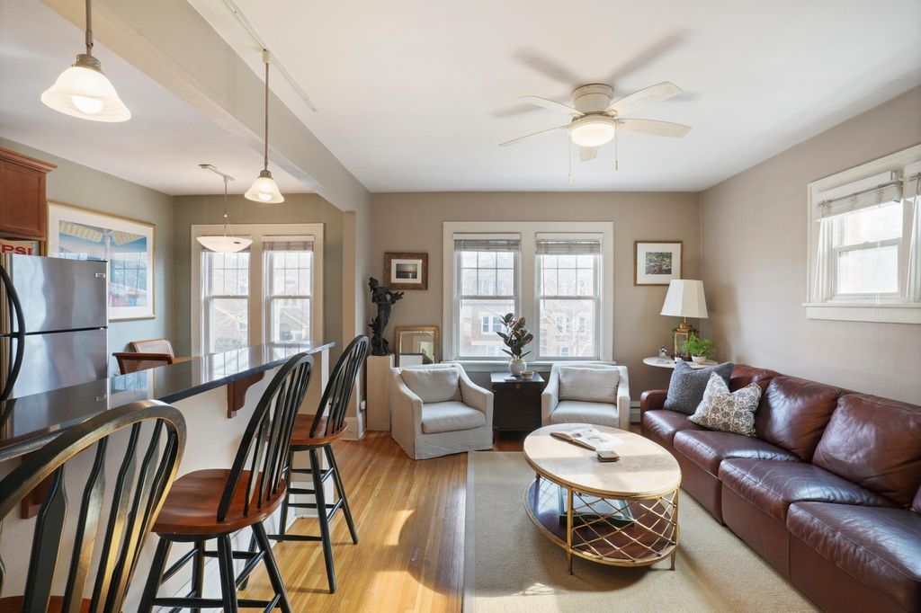 3520 Emerson Avenue S 202, Minneapolis, MN 55408 — photo 2