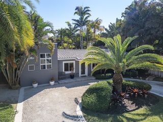 2716 NE 10th Terrace, Wilton Manors, FL 33334