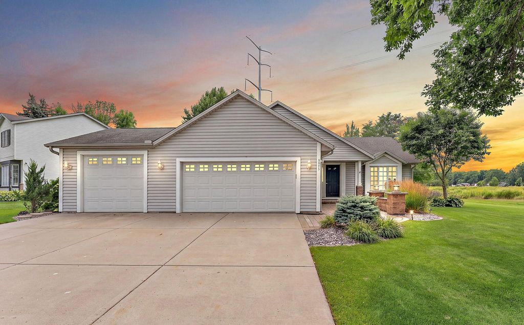 9013 Indian Boulevard S, Cottage Grove, MN 55016 — exterior