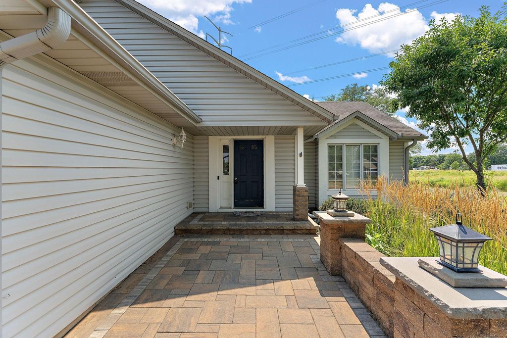 9013 Indian Boulevard S, Cottage Grove, MN 55016 — photo 4