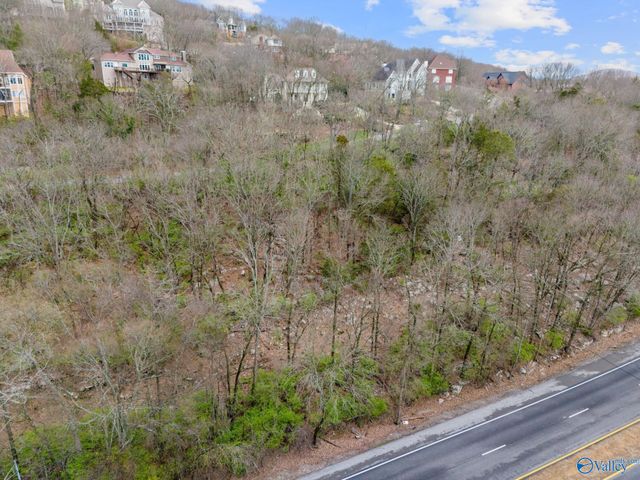 2214 Governors Bend Road, Huntsville, AL 35801