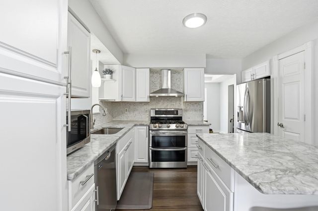 925 Thayer Drive, Columbus, OH 43230