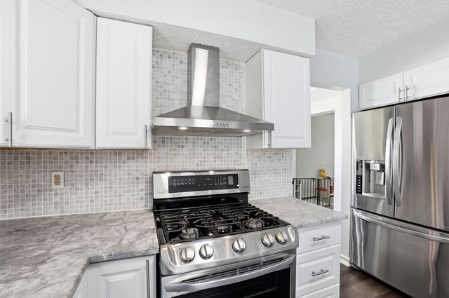 925 Thayer Drive, Columbus, OH 43230