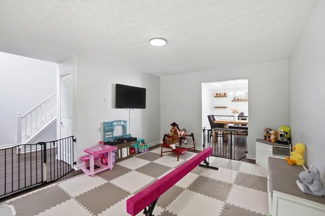925 Thayer Drive, Columbus, OH 43230