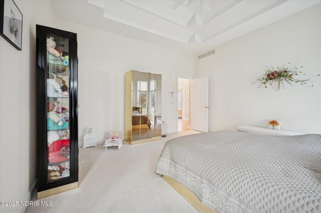 7736 Woodstone Drive, Maumee, OH 43537