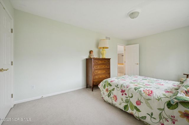 7736 Woodstone Drive, Maumee, OH 43537