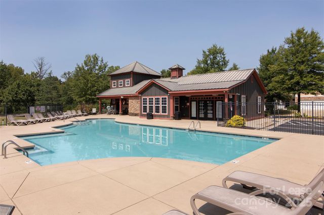 2721 Grain Mill Lane, Charlotte, NC 28214