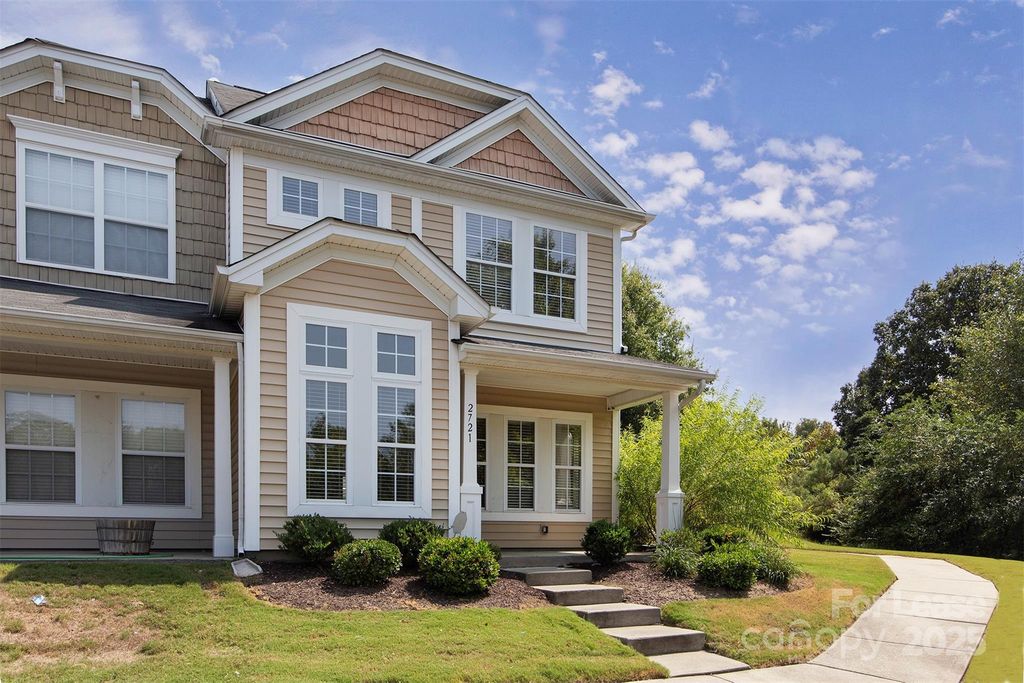 2721 Grain Mill Lane, Charlotte, NC 28214