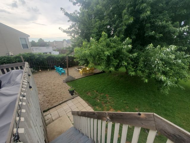 452 E Castlebar Court, Round Lake Beach, IL 60073