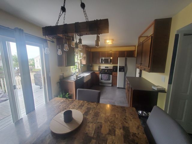 452 E Castlebar Court, Round Lake Beach, IL 60073