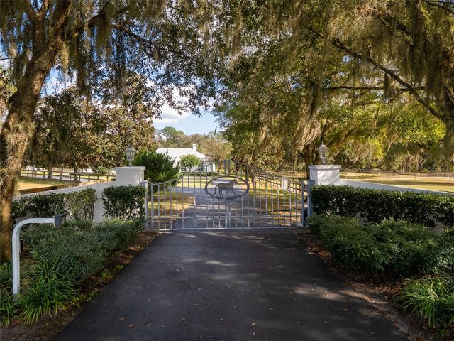 7575 NW 90TH AVENUE, Ocala, FL 34482