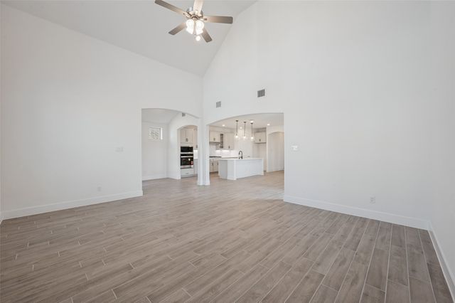 400 Buffalo Grass Drive, Euless, TX 76039