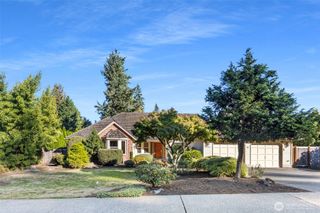 16416 121st Avenue NE, Bothell, WA 98011