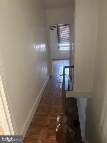 2002 W STELLA ST, Philadelphia, PA 19132