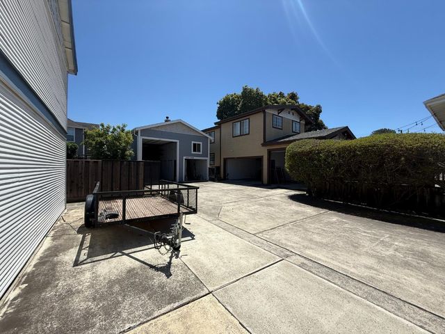 1470 Benton Street, Santa Clara, CA 95050