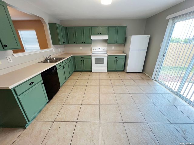 203 Mallow Grove, San Antonio, TX 78253