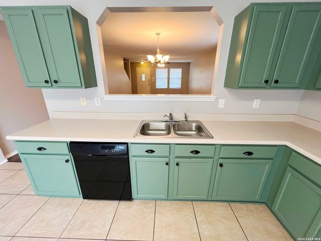203 Mallow Grove, San Antonio, TX 78253