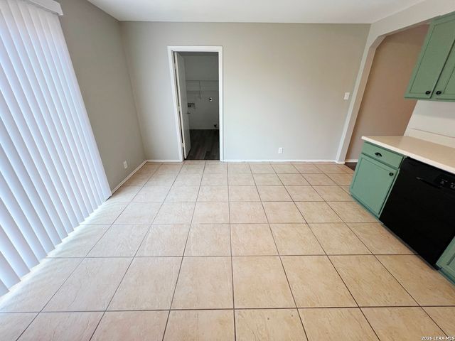 203 Mallow Grove, San Antonio, TX 78253
