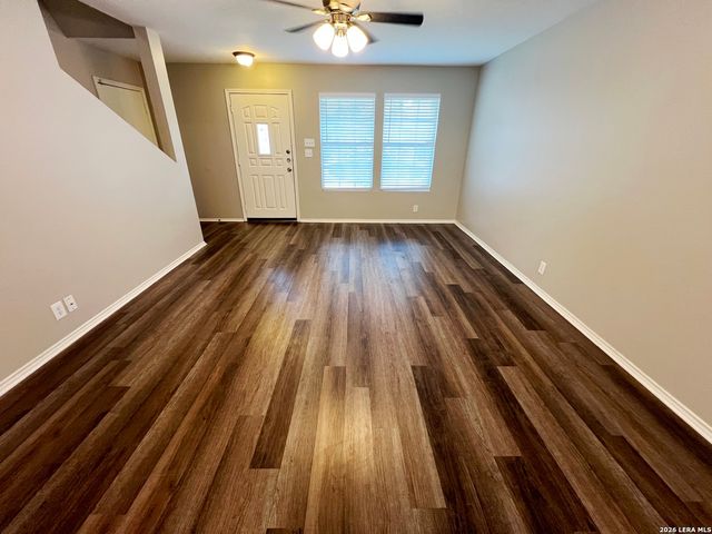203 Mallow Grove, San Antonio, TX 78253