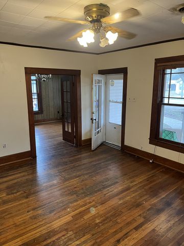 118 Swan Ave, Hohenwald, TN 38462