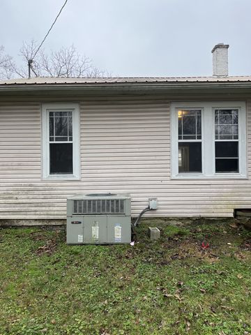 118 Swan Ave, Hohenwald, TN 38462