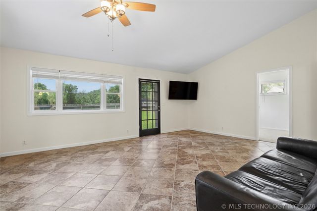5652 S Boston Avenue, Tulsa, OK 74105