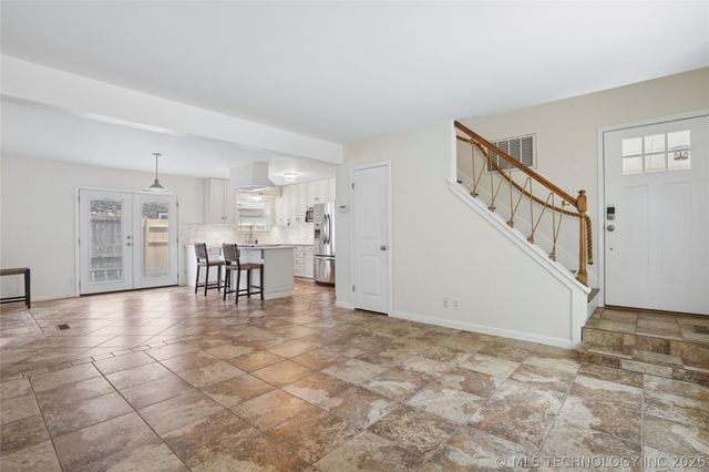 5652 S Boston Avenue, Tulsa, OK 74105