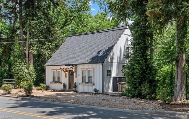 706 Elk Spur Street, Elkin, NC 28621