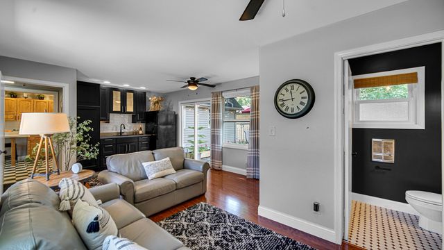 8630 Hohman Avenue, Munster, IN 46321