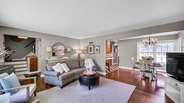 8630 Hohman Avenue, Munster, IN 46321