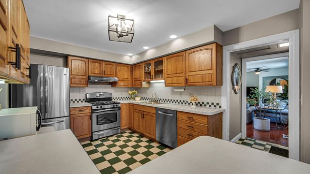 8630 Hohman Avenue, Munster, IN 46321