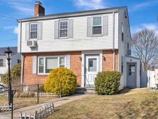 177 Cherry St, Malden, MA 02148