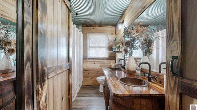 500 dairy ln, Murray, KY 42071