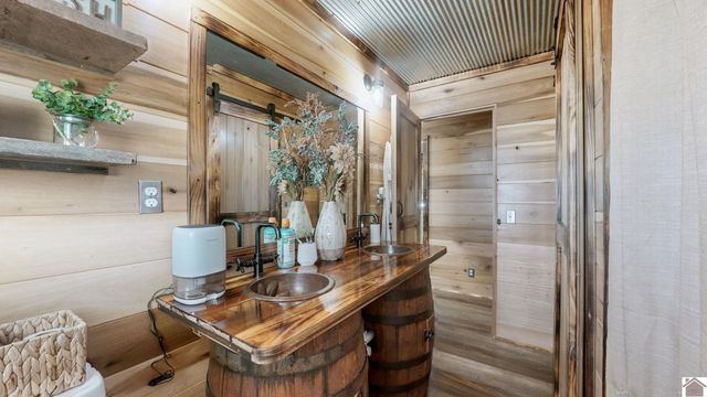 500 dairy ln, Murray, KY 42071