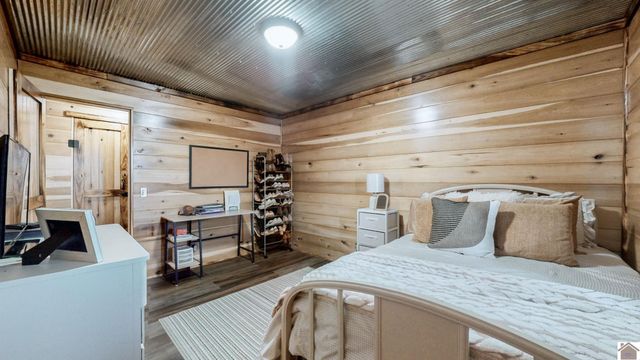 500 dairy ln, Murray, KY 42071