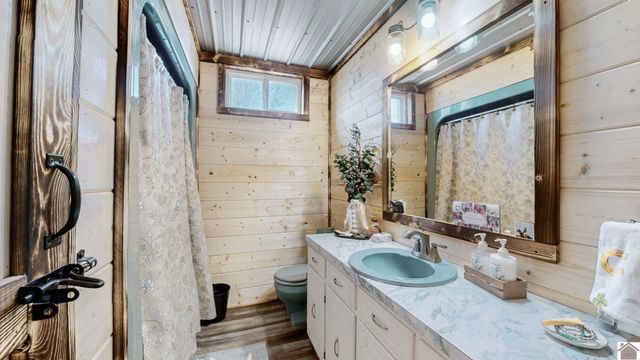 500 dairy ln, Murray, KY 42071