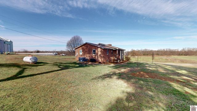 500 dairy ln, Murray, KY 42071