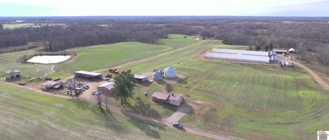 500 dairy ln, Murray, KY 42071