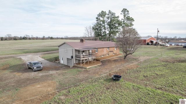 500 dairy ln, Murray, KY 42071