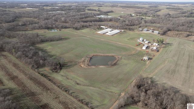 500 dairy ln, Murray, KY 42071