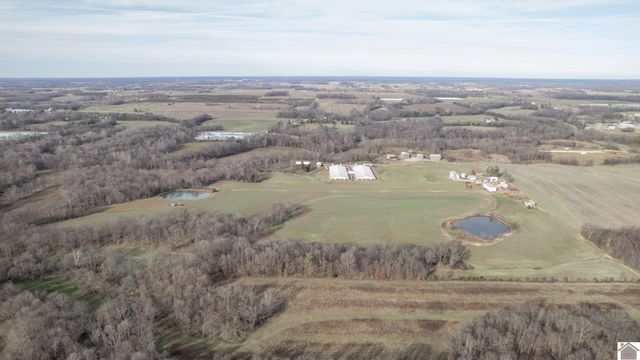 500 dairy ln, Murray, KY 42071