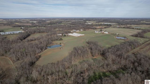 500 dairy ln, Murray, KY 42071