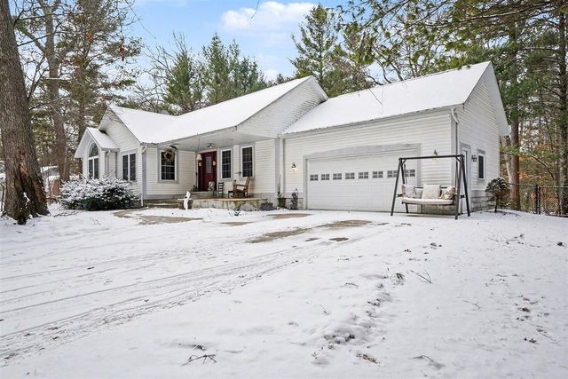 6509 Staple Road, Twin Lake, MI 49457